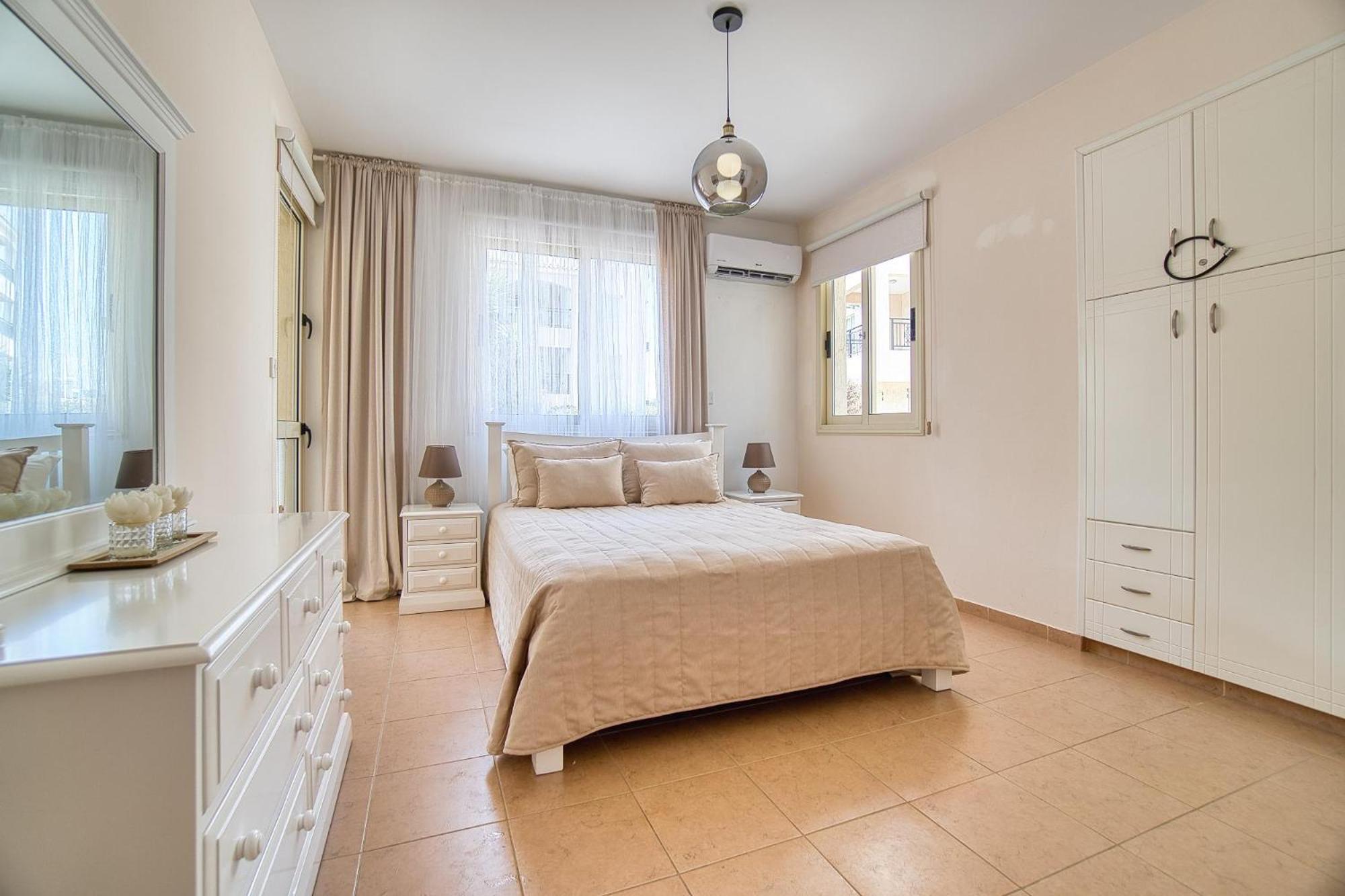 Royal Seacrest F G6 Apartment Paphos ภายนอก รูปภาพ