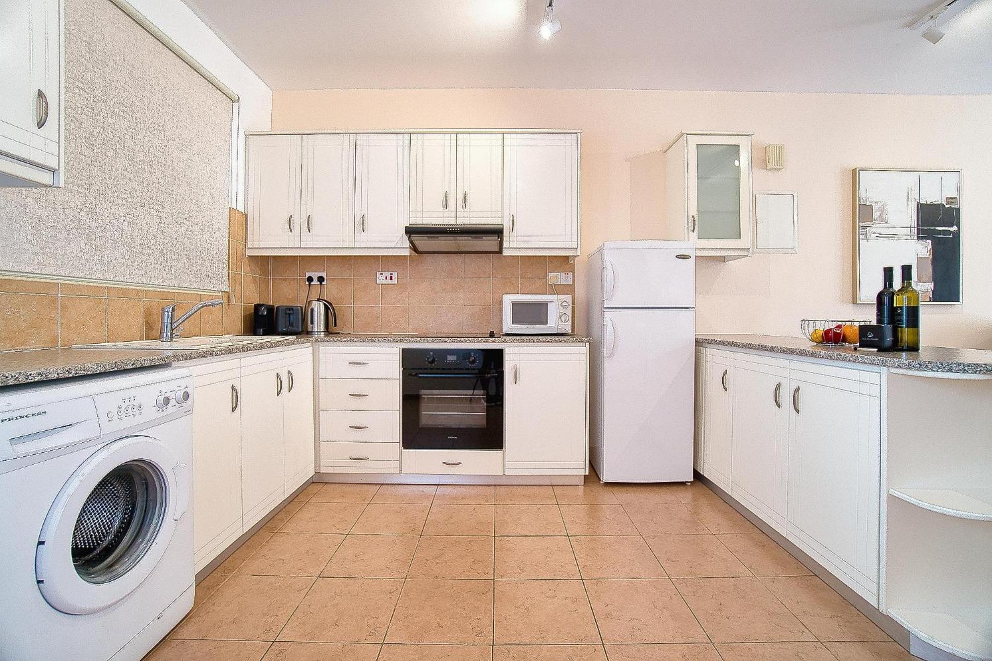 Royal Seacrest F G6 Apartment Paphos ภายนอก รูปภาพ
